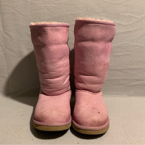 UGG Australia Sheepskin Classic Short Light Pink Boots Size 4 - Picture 7 of 11